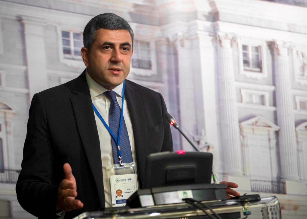TOURISM RESTARTS: 40% OF DESTINATIONS HAVE NOW EASED TRAVEL RESTRICTIONS 1 TOURISM RESTARTS: 40% OF DESTINATIONS HAVE NOW EASED TRAVEL RESTRICTIONS