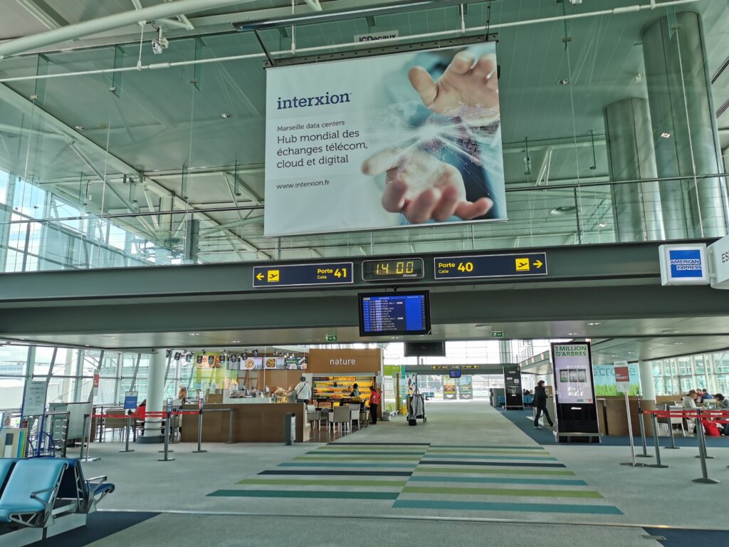 AMADEUS AND MICROSOFT JOIN FORCES TO IMPROVE ONLINE BOOKING PROCESS FOR BUSINESS TRAVELLERS 1 AMADEUS AND MICROSOFT JOIN FORCES TO IMPROVE ONLINE BOOKING PROCESS FOR BUSINESS TRAVELLERS