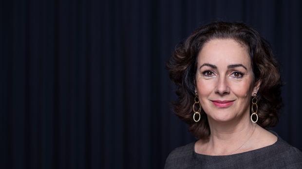 HOW AMSTERDAM'S MAYOR PLANS TO REDEFINE TOURISM IN THE CITY 1 HOW AMSTERDAM'S MAYOR PLANS TO REDEFINE TOURISM IN THE CITY