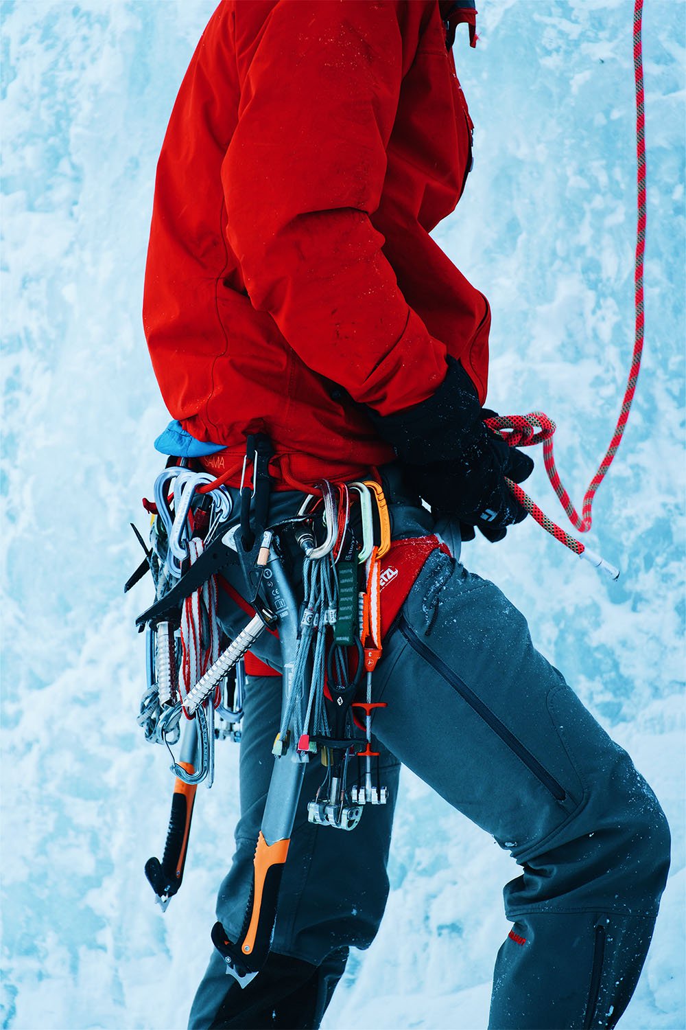 SVART 360' SUSTAINABLE HOTEL SET TO SHAKE UP THE HOSPITALITY INDUSTRY 6 Glacier hiking near Svart Hotel in Norway